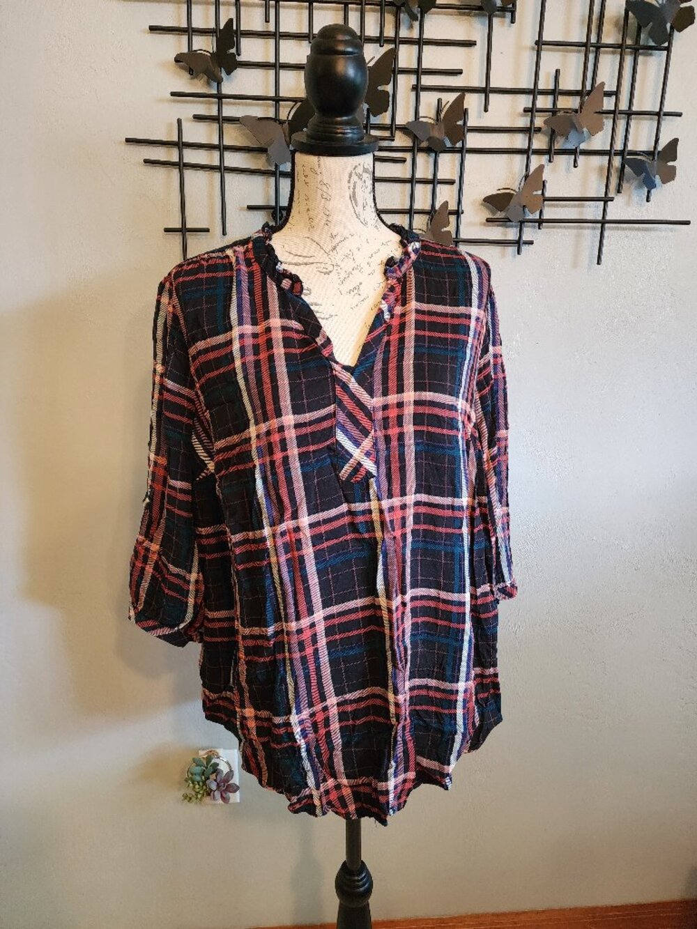 Torrid plaid 3/4 lenth sleeve top